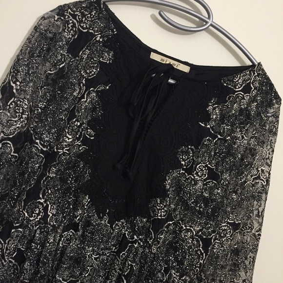 Francesca’s: Black Mesh Lace Dress - Picture 2 of 4